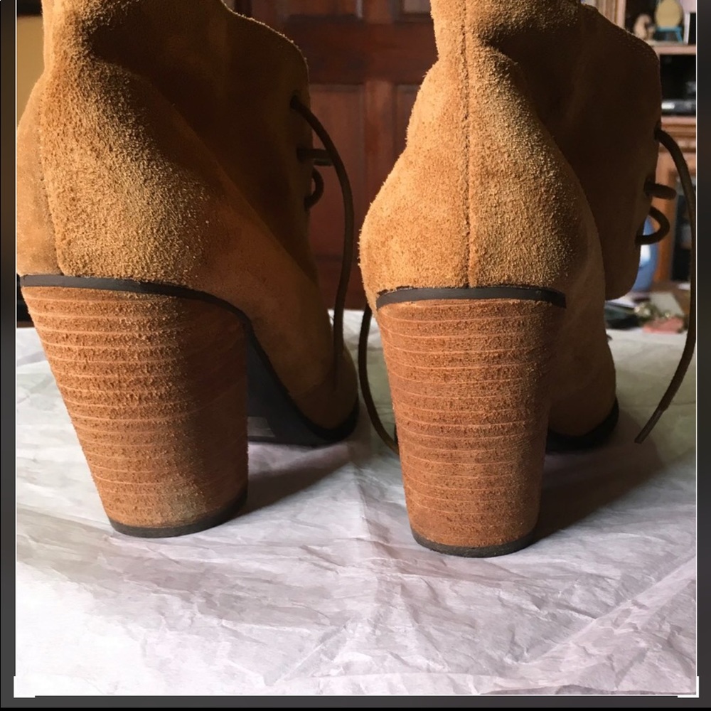 Shoes - Picture 3 of 5